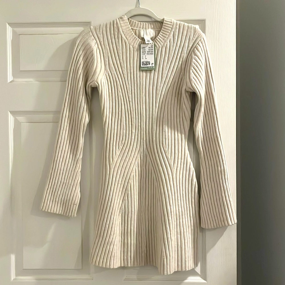 VIRAL H&M BodyCon Flare Dress